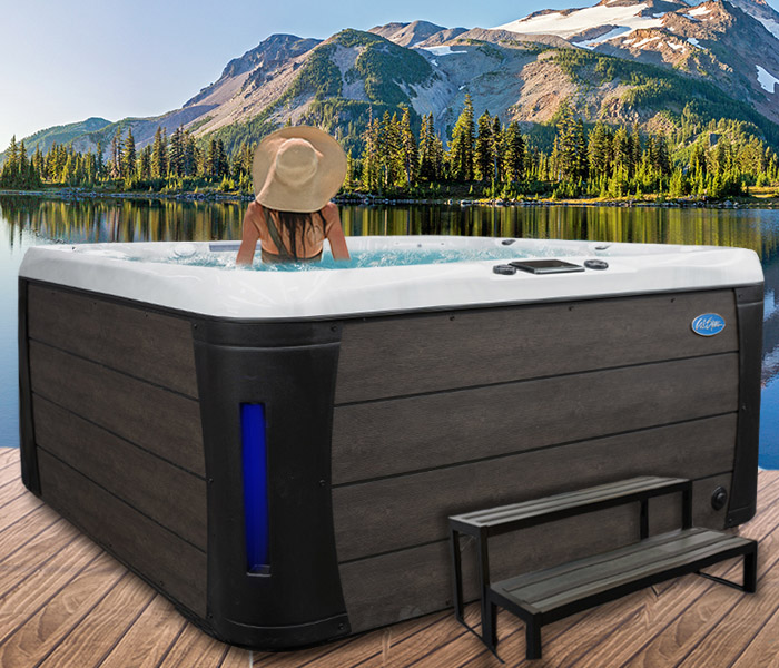 Calspas hot tub being used in a family setting - hot tubs spas for sale Woodinville
